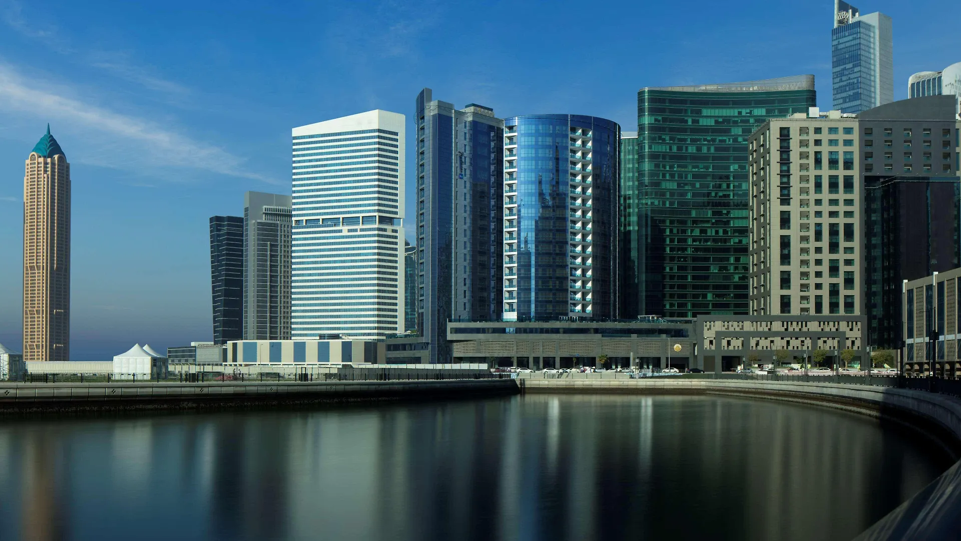 Radisson Blu Hotel, Dubai Waterfront