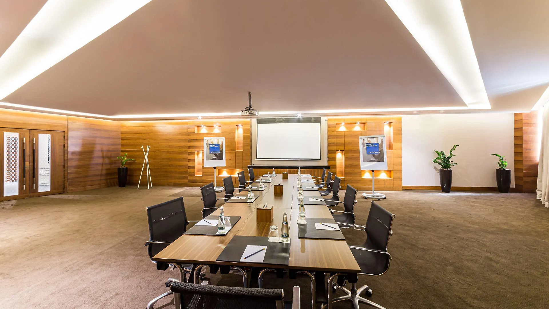 Radisson Blu Hotel, Dubai Waterfront 5*,  Ηνωμένα Αραβικά Εμιράτα