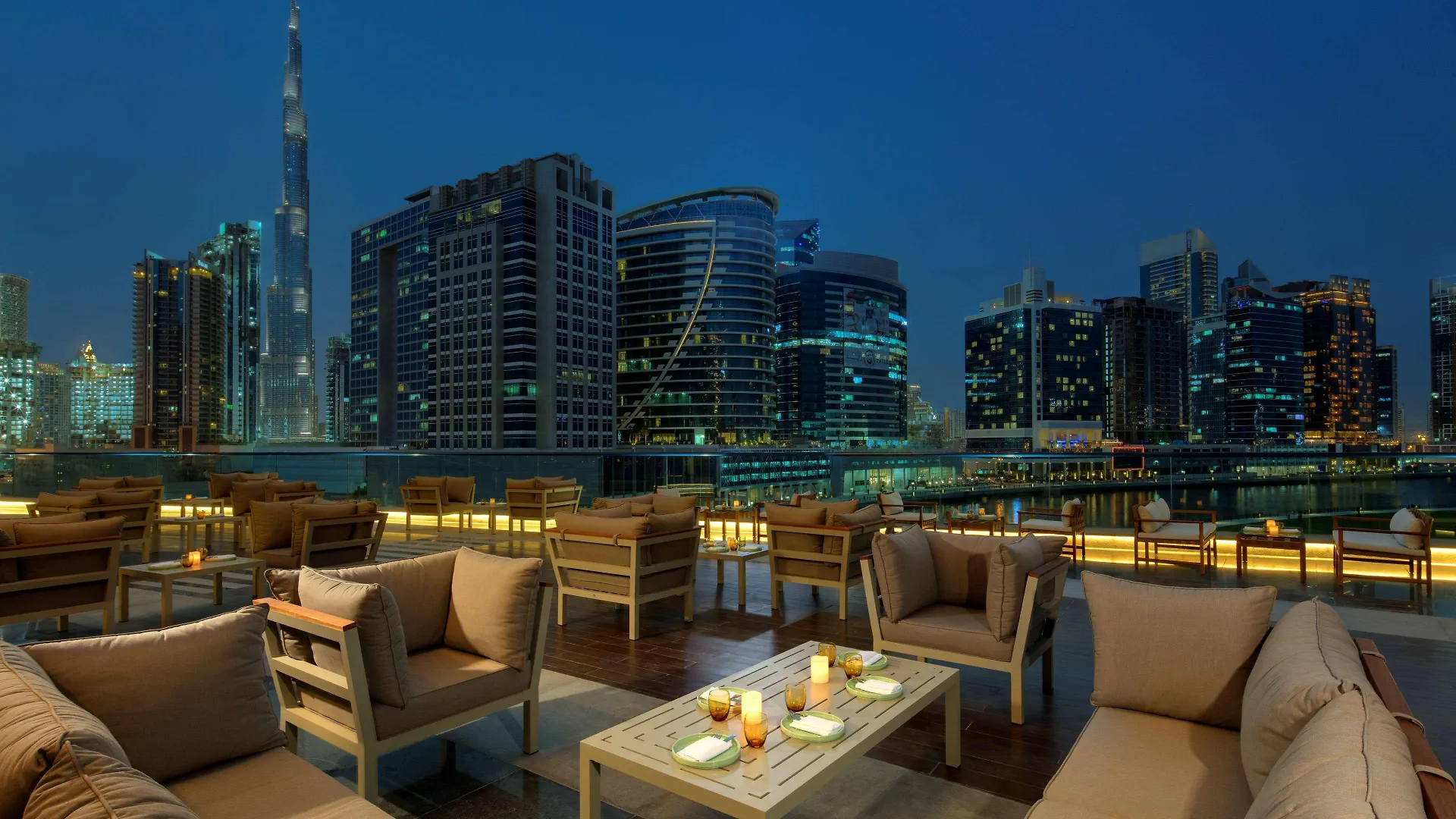 Radisson Blu Hotel, Dubai Waterfront 5*,  Émirats arabes unis
