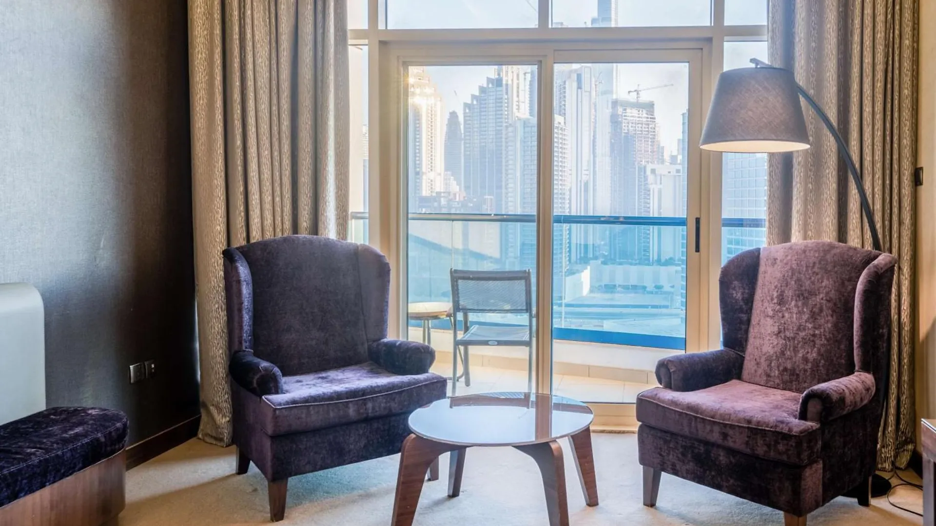 Radisson Blu Hotel, Dubai Waterfront Hotel